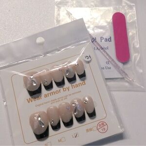 Brand New Hand Made Press on Nails # 134